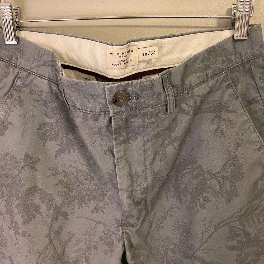 Club Monaco gray floral chinos